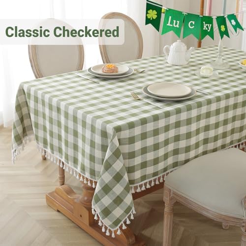 Stylish Checkered Tablecloth with Tassel Edges