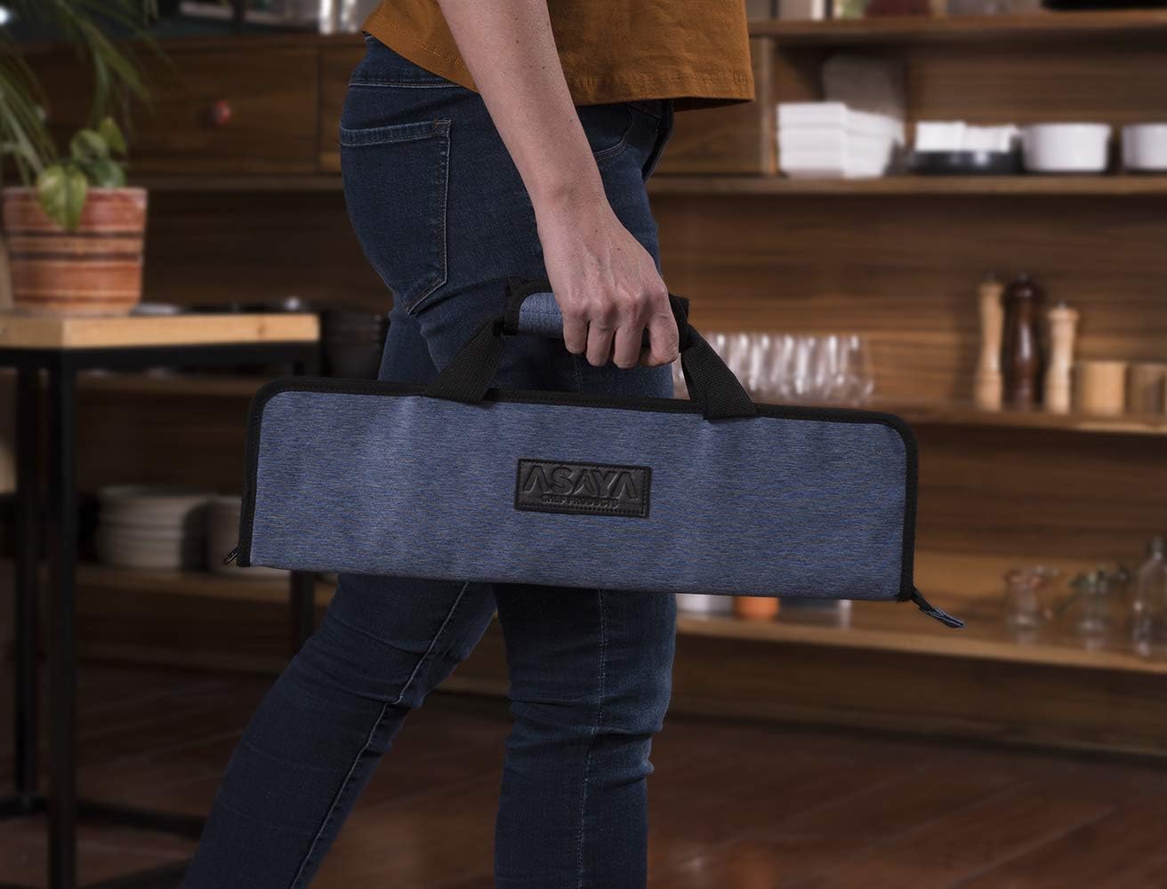 Durable knives travel case