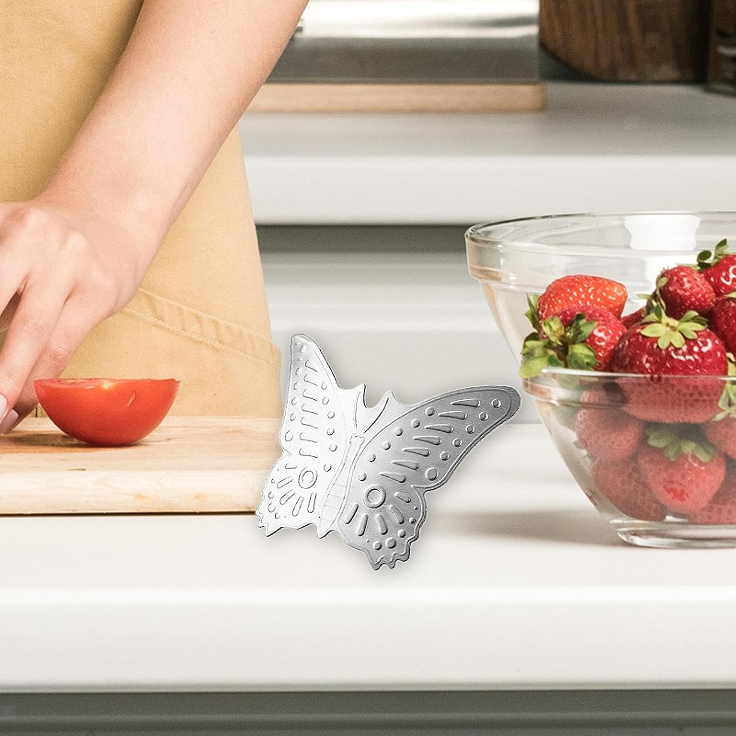 Durable Stainless Steel Finger Guard for Kitchen Safety