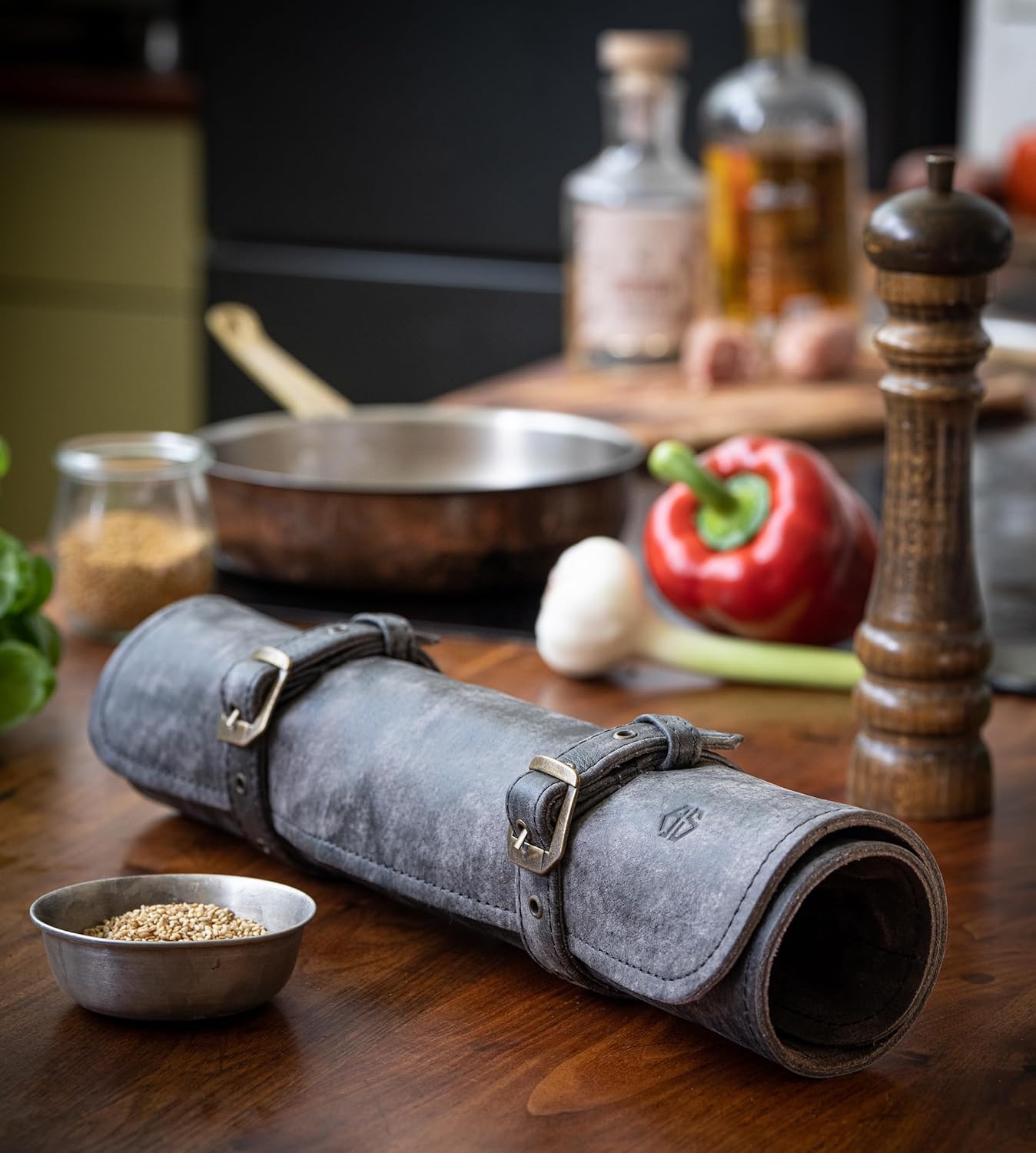 Premium Leather Knife Roll Bag with 7 Slots