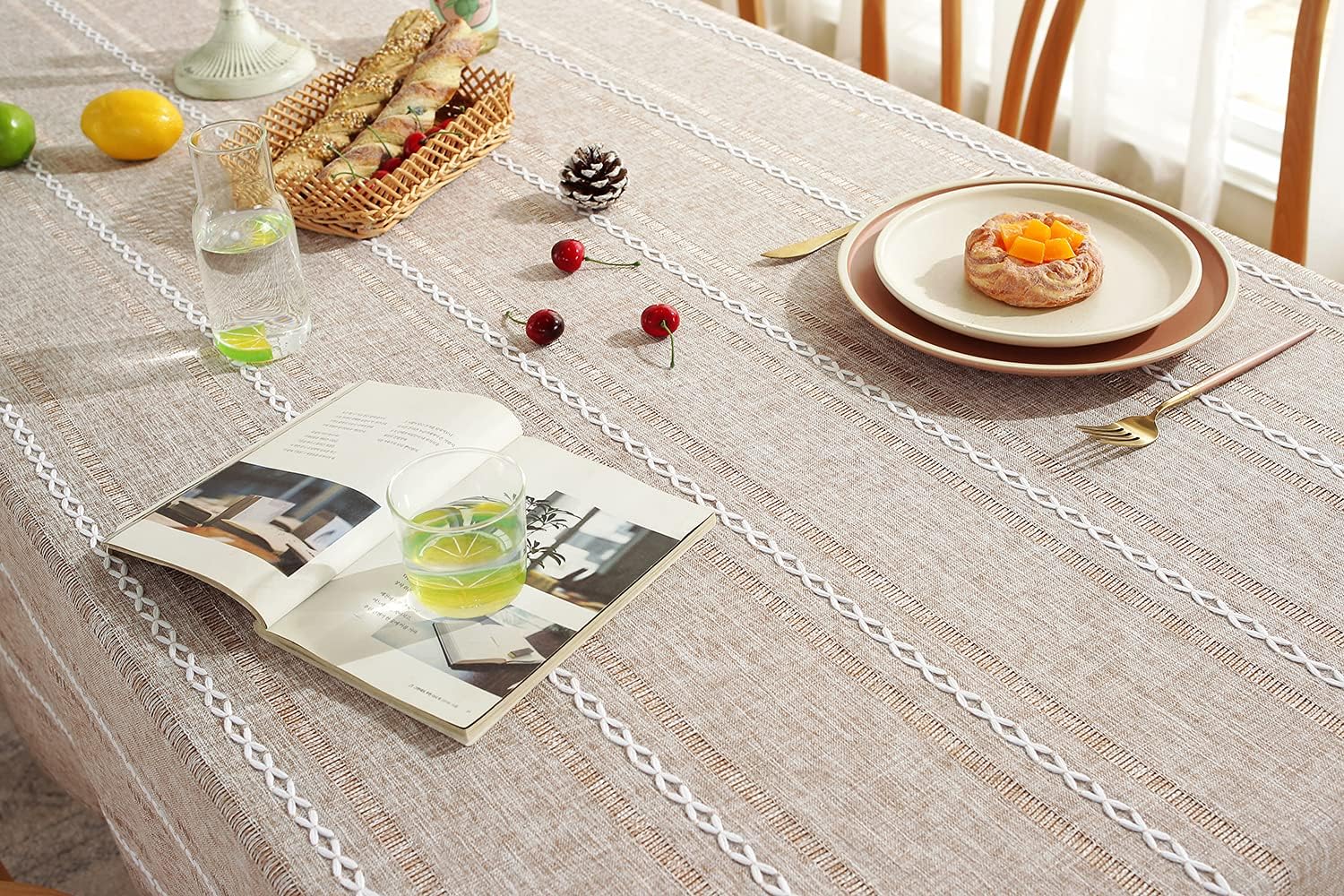 Chaussies 60x84 Inch Linen Tablecloth