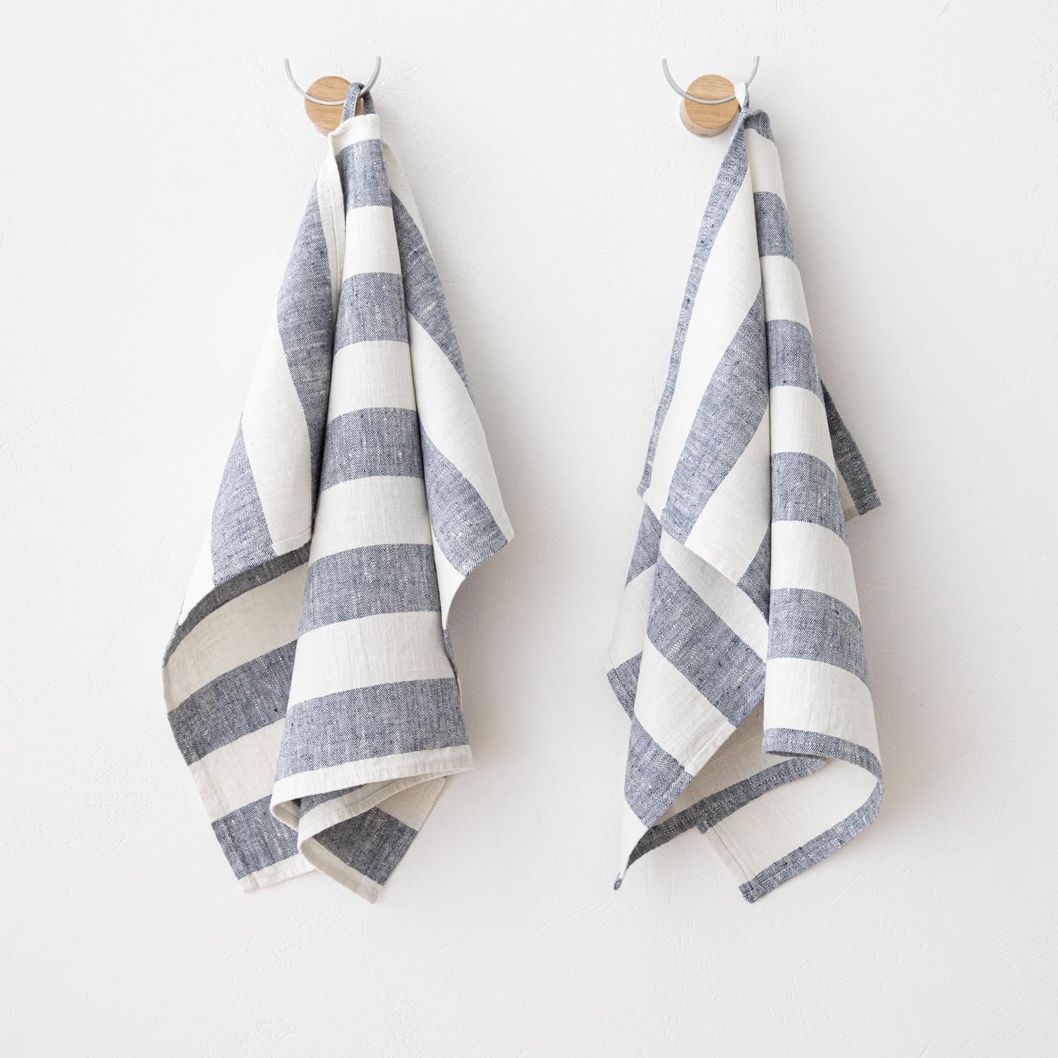 Set of 2 Indigo Linen Tea Towels for Kitchen Use