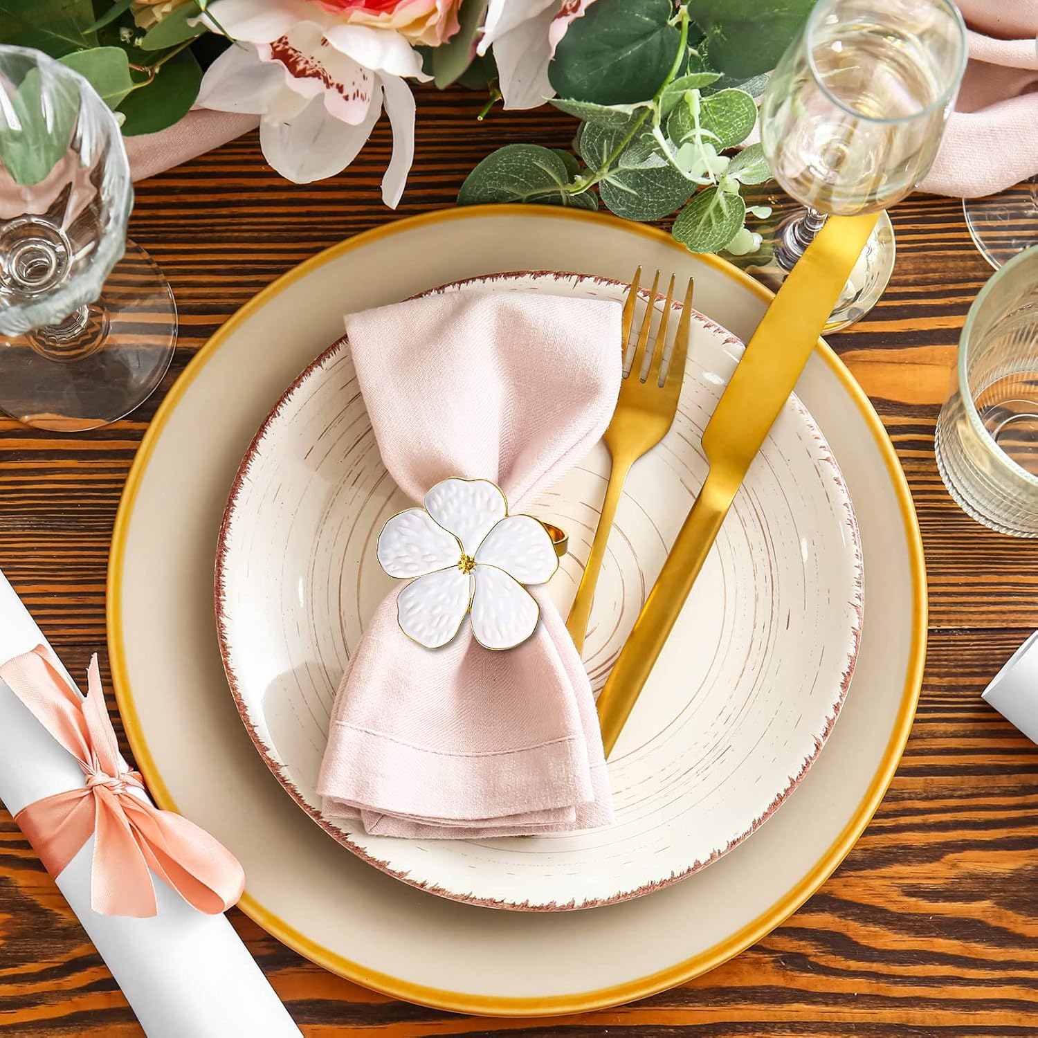 6-Piece Gold Flower Napkin Rings Set