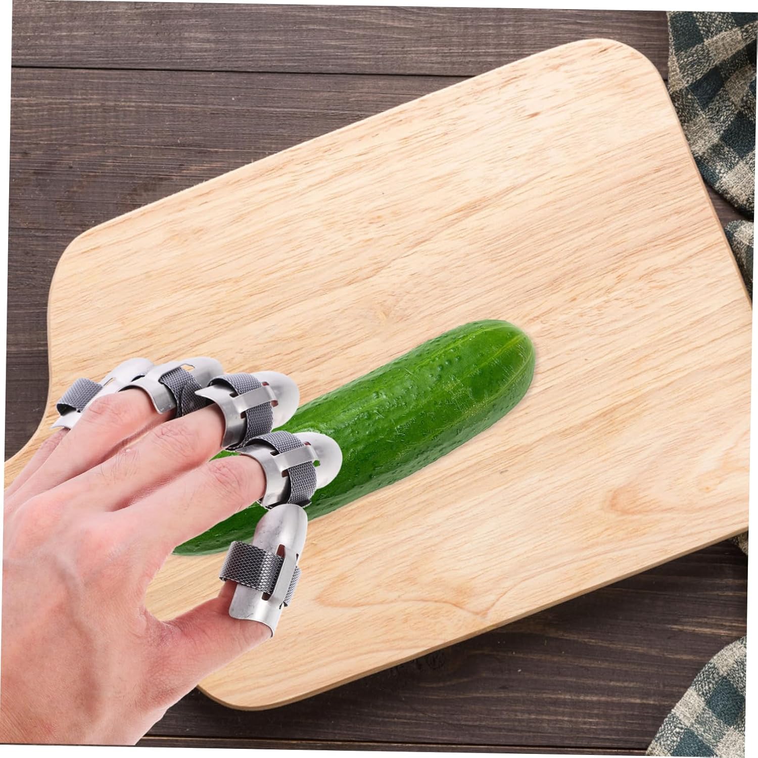 Stainless Steel Finger Guards 5-Piece Set for Safe Kitchen Tasks