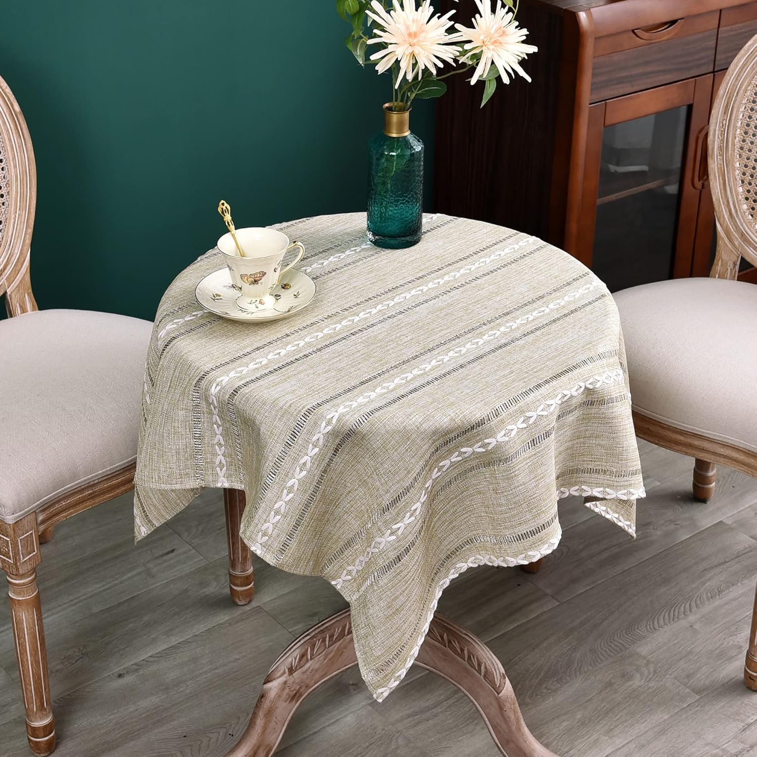 Stylish Rustic Tablecloth Yellow 36x36 inch