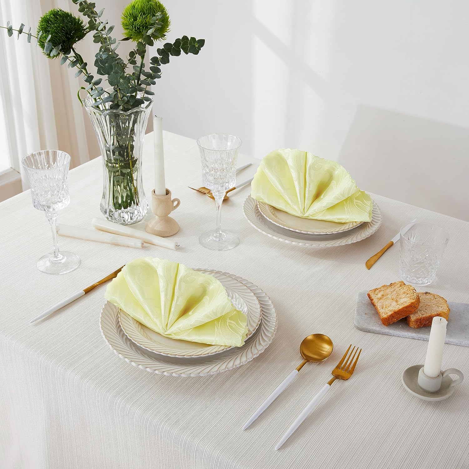 4-Piece Wave Scroll Napkins Light Yellow 17x17inch Water-Resistant